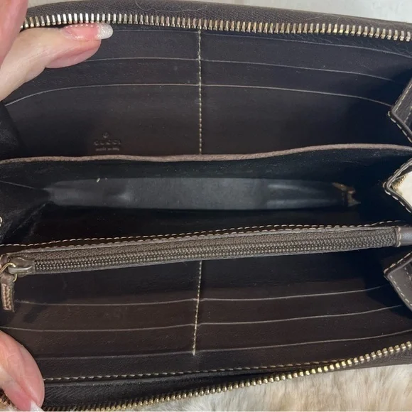 GUCCI GG SHERRY-LINE MAYFAIR WALLET - Picture 10 of 16